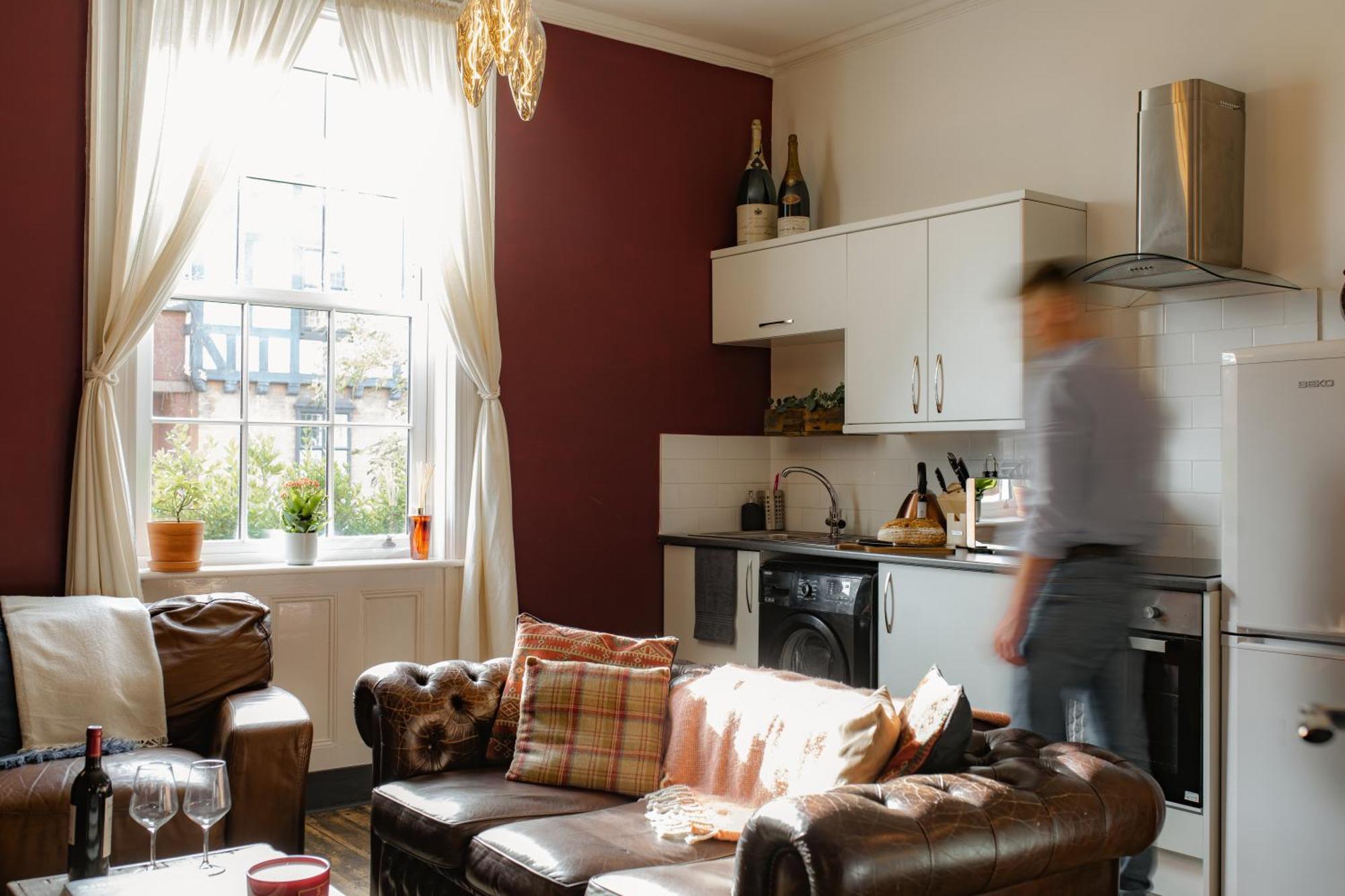 The Bolt Hole - Stratford Upon Avon - Central - Free Offstreet Parking - 2 Bed Luxury Apartment Екстериор снимка